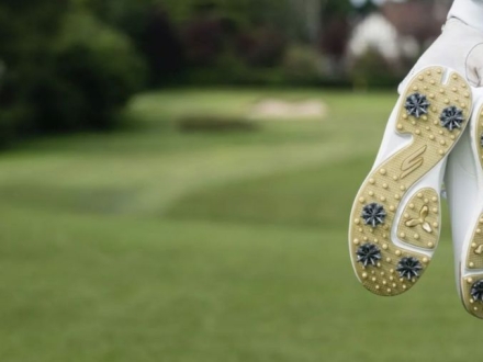 스파이크 골프화를 장착해야 하는 이유