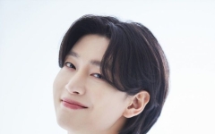김용빈, 영탁 손잡고 '어제도 너였고 오늘도 너여서' 발표