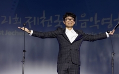 "장항준 일촌 다 모였다" 웃음 쏟아진 개막식, 달라진 제천음악영화제