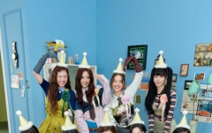 트와이스, 데뷔 10주년 스페셜 앨범 '텐' 발매