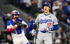 오타니, AP '올해의 남자 선수' 4번째 영예…역대 최다 타이