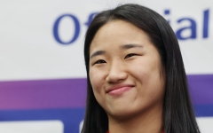 안세영, '난적' 천위페이에 기권승…결승전 직행