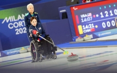 휠체어컬링 백혜진·이용석, 美 꺾고 결승 진출 '은메달 확보'