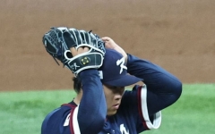 [속보]한국, 8강전서 0-10 눈물…도미니카공화국은 강했다