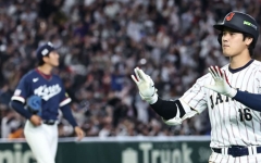 통 큰 오타니, 동료 전원에 '600만원 시계' 돌렸다…"3연패 달성해보자"