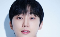 배우 진영, 프로듀서로 아이오아이와 10년만 재회