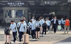 8년 만에 열린 남북 체육의 길…북측 ‘내고향여자축구단’ 인천공항 통해 방남