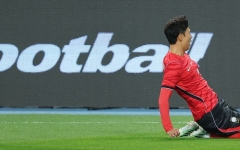 손흥민 '전설' 차범근 넘어 A매치 최다골…한국, 우즈벡 2-0 제압