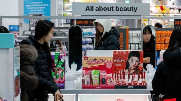 K-shaped Consumption Era