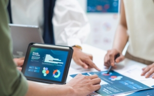 Financial Microscope