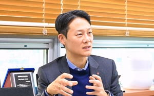 LG 스마트팩토리가 보여준 공존…