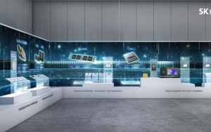 SK하이닉스, HBM4 16단 48GB 첫 공개…곽노정, 엔비디아와 회동(종합)