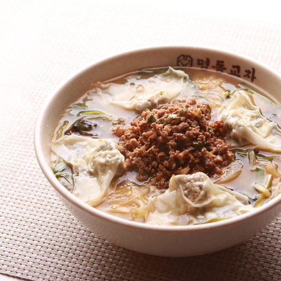 "하루 8000그릇 팔아요"…서울 한복판 '60년 맛집'의 비결