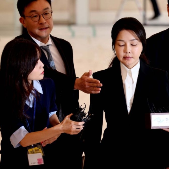 "나는 몰라요" 모든 혐의 부인…김건희 구속 '자충수' 될까