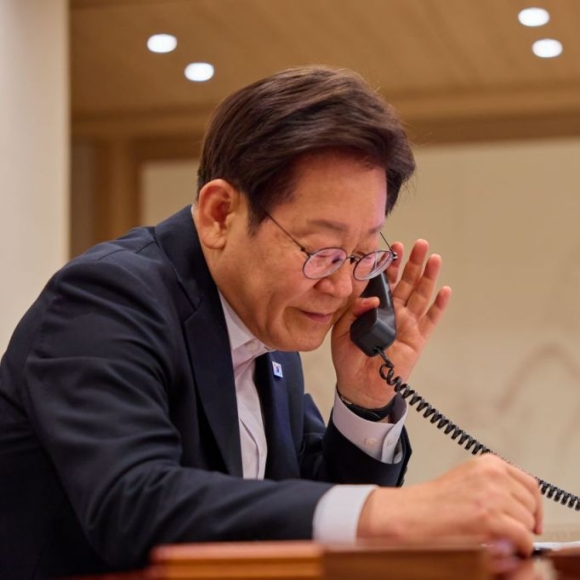 李대통령, 휴가 때도 골머리 싸맸을 과제 세 가지