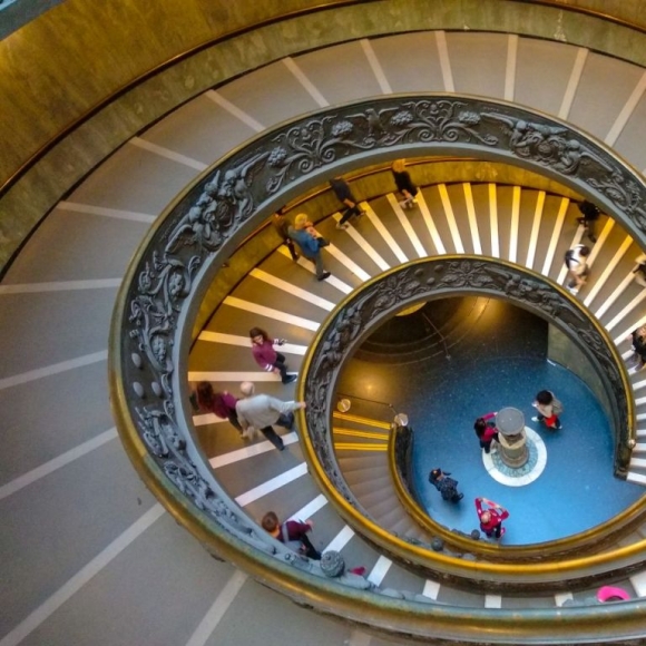 "눈이 휘둥그레, 딴 세상이 펼쳐진다"…'보석' 같은 공간들 [world photo]