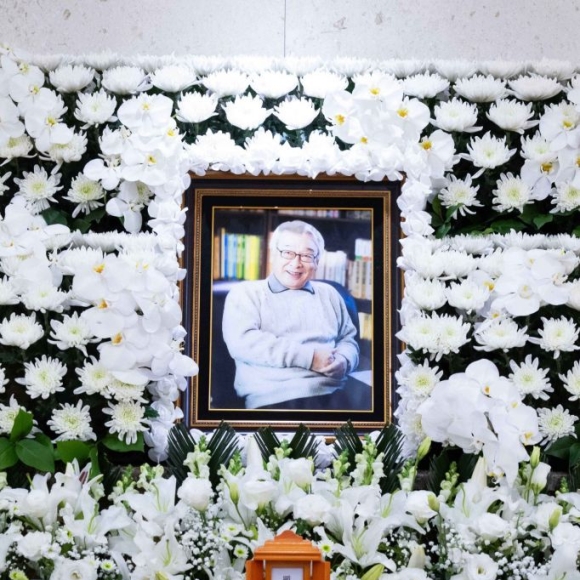 '대발이 아버지'부터 '야동순재'까지"…국민 꽃할배 이순재의 91년 인생