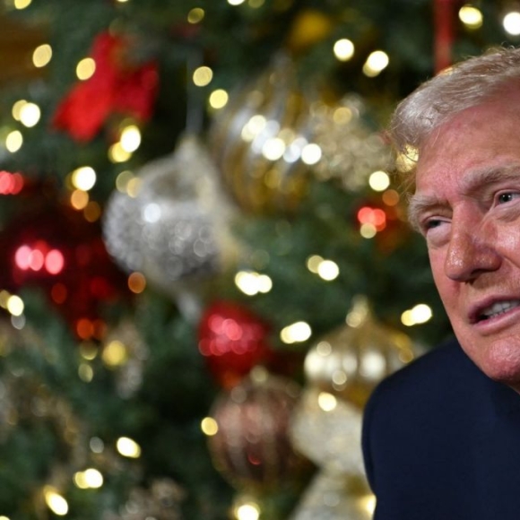 원수 사랑하라던 예수 탄생 기념일에… 복수 실천한 트럼프