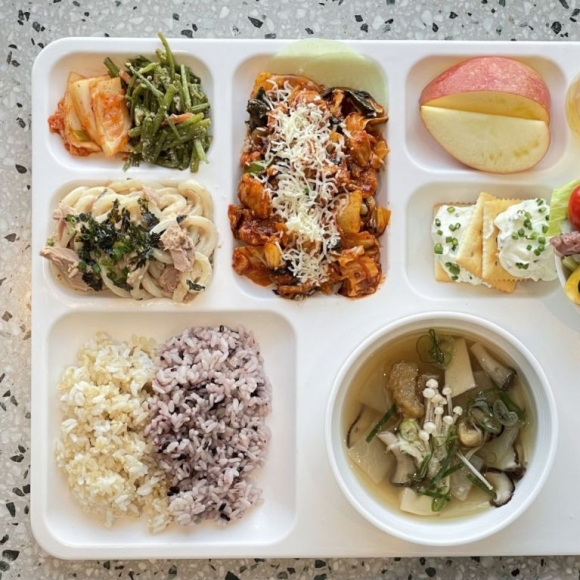 "3,000 Won per Meal"... Meal Tickets Appear on Danggeun