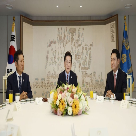 장동혁 '대통령 점심 노쇼'에 靑 "유감" 與 "어이없다"