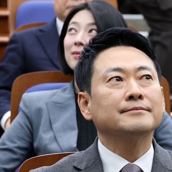 "선거 앞두고 비상인데"…딴 곳만 본 국힘 의총