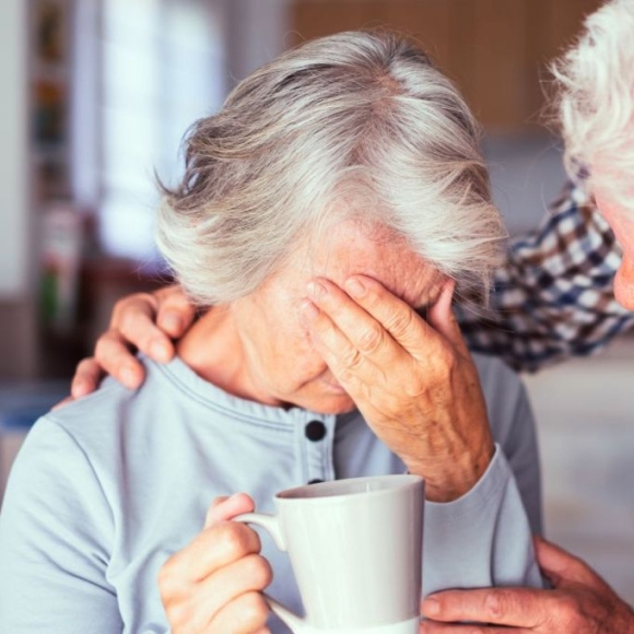 "부모님, 누가 모시지?" 국민들 생각 들어보니…