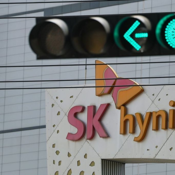 SK하닉 앞에 백지수표 들고 줄 선 빅테크들