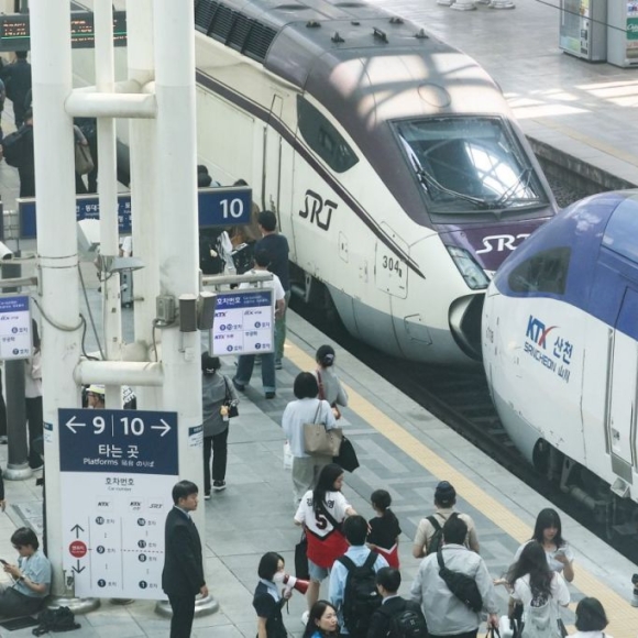 李 "KTX, 너무 싸다"… 그래도 요금 못 올리는 이유