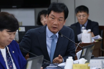 민주 박균택, 김민석 '아빠찬스' 의혹에 "부모가 자식 돕는 걸로 뭐라 할 수 없다"