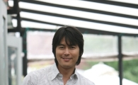 정우성, 16년 소속사 떠나 새 둥지…연출의 꿈도 키워