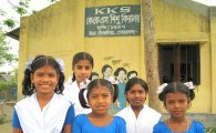 다음, 방글라데시에 희망학교 건립