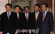 [포토뉴스] 활짝 웃는 당정
