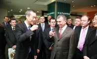 러시아 부총리, 삼성전자 수원사업장 방문