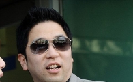 이적 득녀 소식에 김진표·타블로·김창렬 '축하' 릴레이