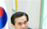 "업무택시 이용하세요"