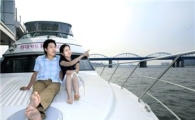 현대카드 "최고급 요트에서 한강을 즐기세요"
