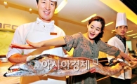 [포토] 사람보다 긴 갈치