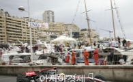 F1 영웅 버튼, 몬테카를로도 접수