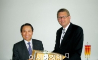 강덕수 STX 회장, 핀란드 총리 회동