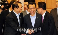 [포토] 인사나누는 당정청 고위간부들