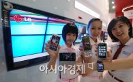 [포토뉴스] 삼성·LG, 코엑스서 신제품 大戰