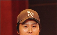 [포토]변기수 '박준형-정종철 선배 도우러 왔어요'