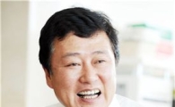 "긍정적 사고·혁신 실천이 경제위기속 살아남는 방법"