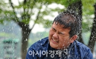 [포토] '더위를 식히는 나만의 방법~'