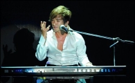 이민우, 지난 12월 24일 교통사고 '척추 부상'