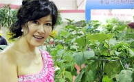 [포토뉴스]'고추' 유지나 "세상에! 이런 고추가 다 있네~"  