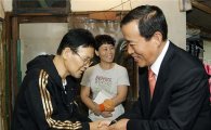 '임대주택' 살고픈 가족 꿈 이뤄 준 권홍사 반도건설 회장