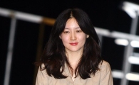 이영애 "결혼하니 행복, 남편의 모든 것이 좋다"(일문일답)