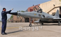 국방부 군조종사 민항기유출 해마다 안절부절