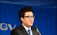 '해운대' 윤제균 감독, 생애 첫 감독상 수상